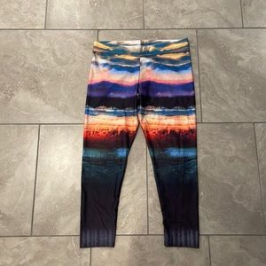 Mountain skyline leggings
